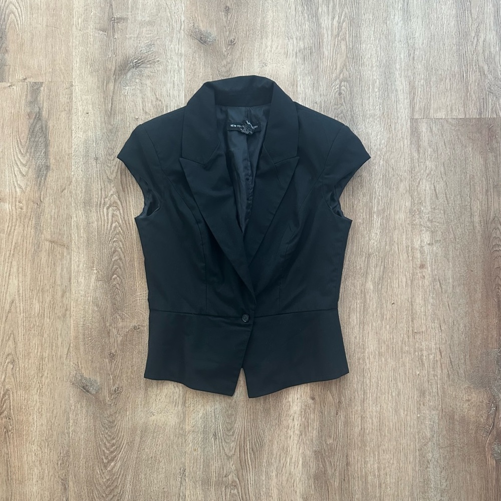 Black Cap Sleeve Blazer